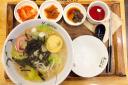 Koreanische Nudelsuppe